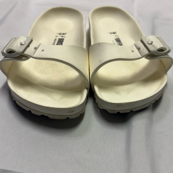 Birkenstock Women’s 36 EVA Madrid Essentials Sandals White Slip On Waterproof - Picture 2 of 8